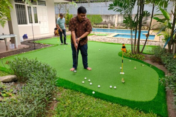 Lapangan Mini Golf Sintetis (20) Lapangan Mini Golf Sintetis (20)
