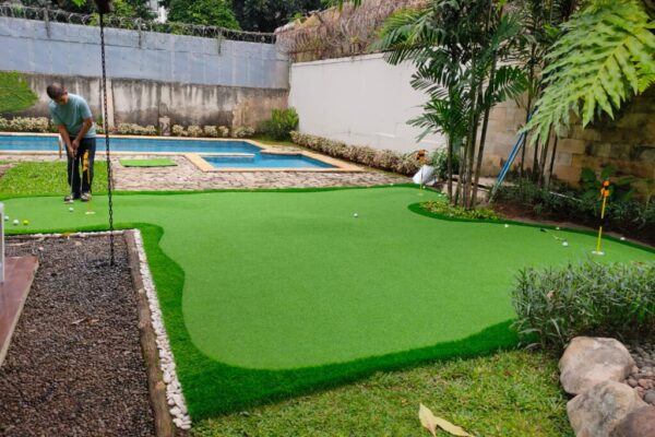 Lapangan Mini Golf Sintetis (24) Lapangan Mini Golf Sintetis (24)