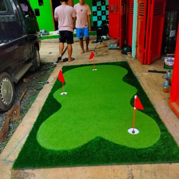 Lapangan Mini Golf Sintetis Portable (2) Lapangan Mini Golf Sintetis Portable (2)