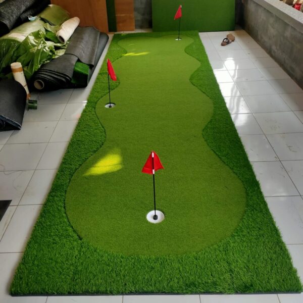 Lapangan Mini Golf Sintetis Portable (8) Lapangan Mini Golf Sintetis Portable (8)